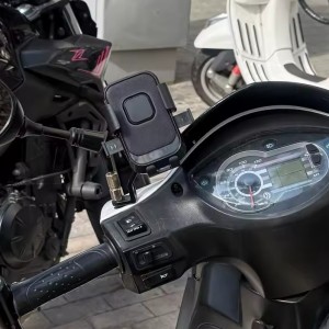 Universal Mobile Holder for Mirror
