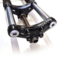 Άξονας Εμπρός Τροχού Honda XRV 750